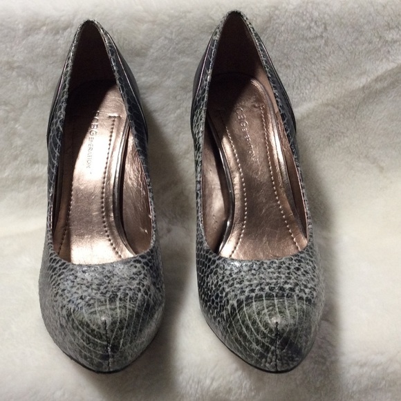 🐞 BCBGeneration Paeyton Pumps NWT - Picture 2 of 7